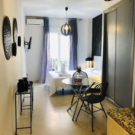 Cozy Studio Malaga Centro By Alohamalaga Luaran gambar